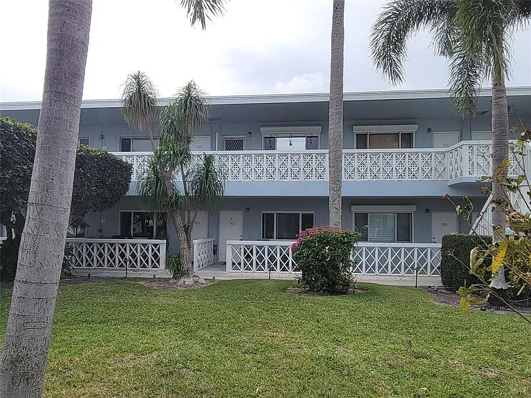 2170 NE 51st Ct #B7 — Photo 16
