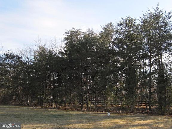 3rd image of 10518 Wildbrooke Ct