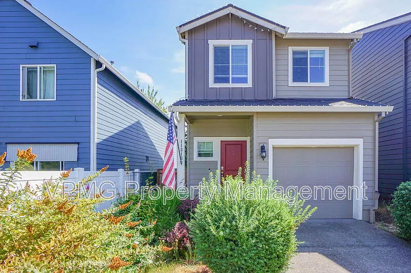 3 bed, 2.5 bath, 1331 sqft, $2,495 — Photo 4