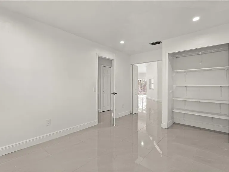 6135 Crystal View Dr — Photo 14