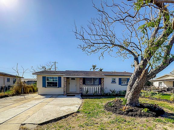 4th image of 2637 Royal Dr