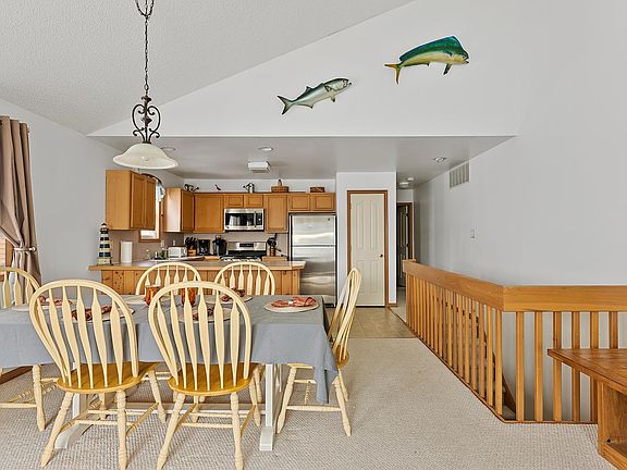 2nd image of 237 37th St W #Sea