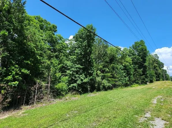5 State Route 108, Gruetli Laager, TN 37339