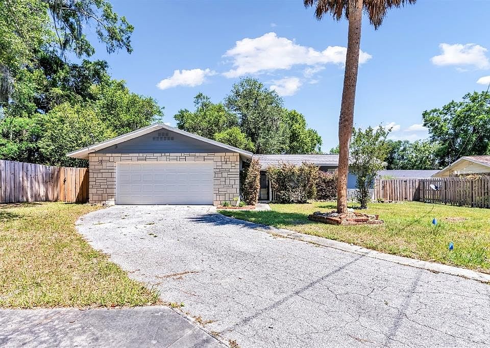 1st image of 1709 NE 28th Pl