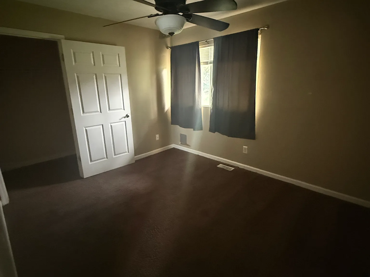 2 bed, 826 sqft, $850 — Photo 4