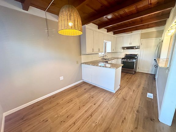 3rd image of 1244 Waring St #A