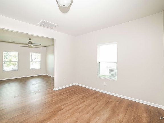 4th image of 2333 Autumn Mist Dr