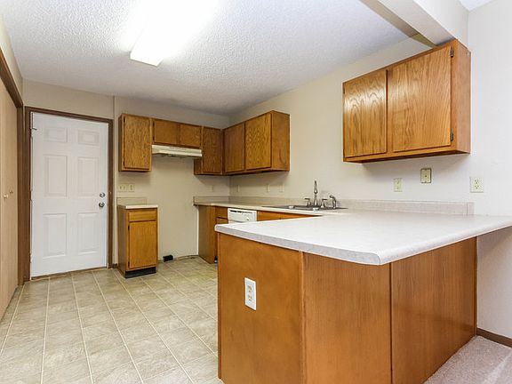 3rd image of 3869 Burningbush Dr