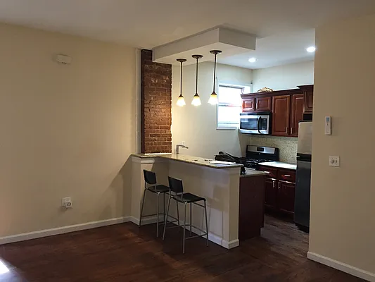 Rented by Elite NY Holdings | media 54