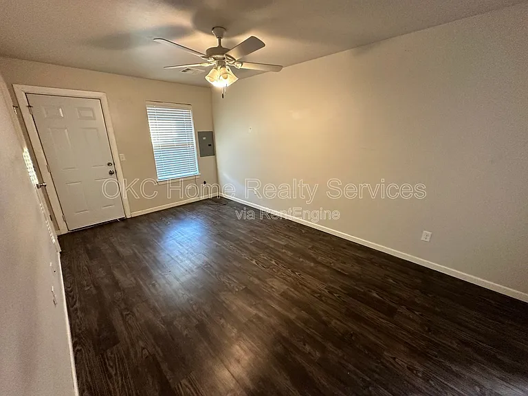 409 Summit Ridge Dr — Photo 14
