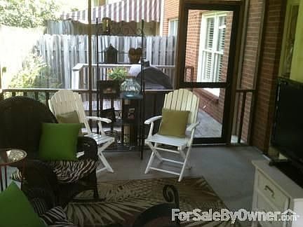 Screened in Porch