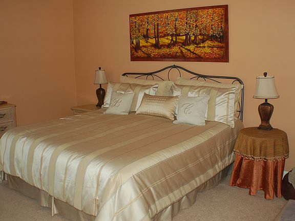 5th image of 2405 Venado Dr