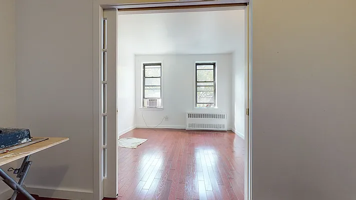 Rented by Bond New York | media 2