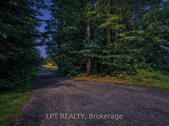 3rd image of 92 Tates Bay Rd