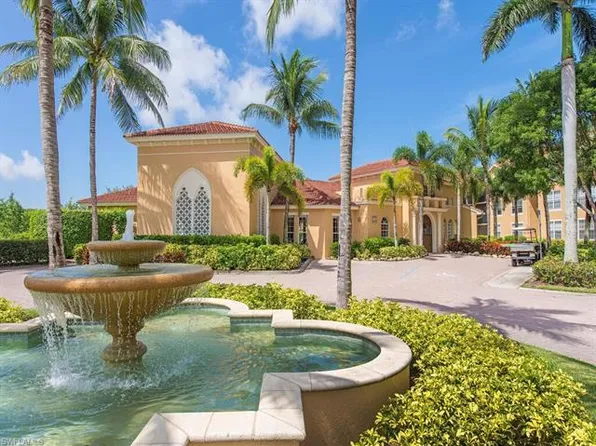 8736 River Homes Ln, Bonita Springs, FL