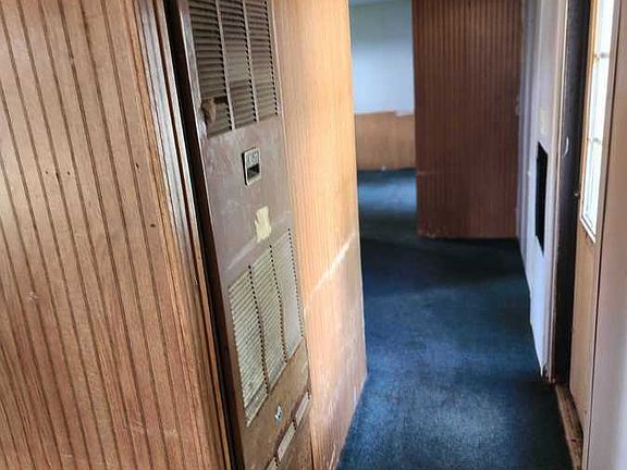 2nd image of 993 Michigan Ave E #2F