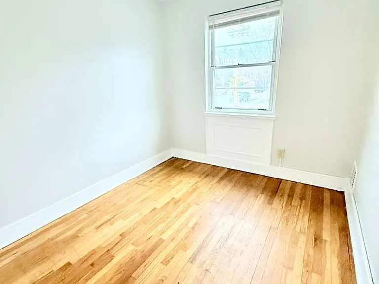 200-223 Gilliland Pl — Photo 10