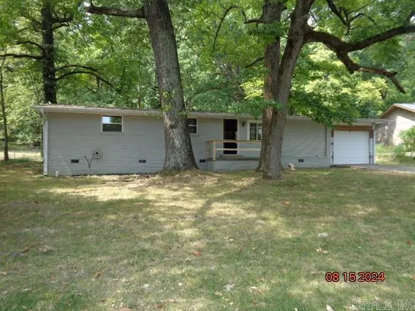 2304 W Lakeview Dr, Benton, AR 72015