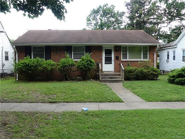 1st image of 603 E Gladstone Ave
