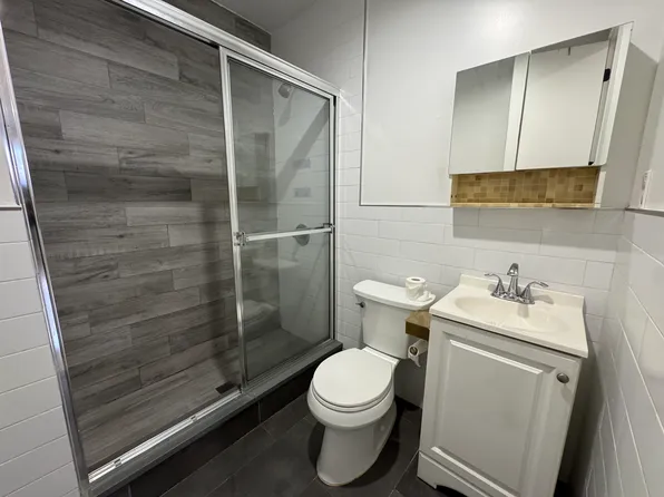 1775 Union Street image 12 of 15