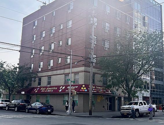 2nd image of 880 60th St APT 3A