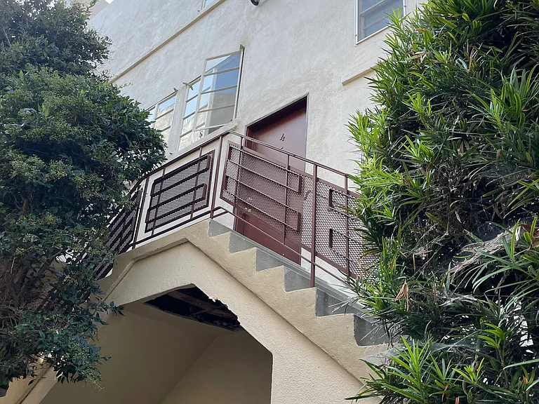 Westwood Apartments — Photo 28