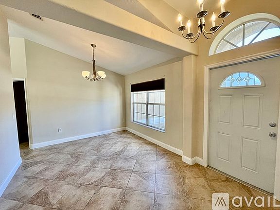 4th image of 37 Rolling Fern Dr