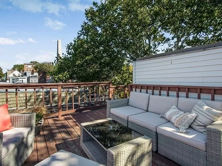 25 Pleasant St #1 — Photo 12