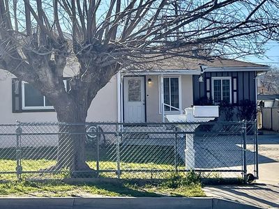 825 Oakwood St, Tehachapi, CA, 93561