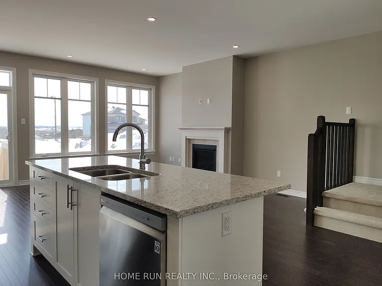818 Clapham Ter — Photo 4