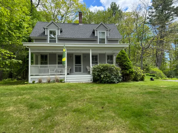 222 Hillside St, Yarmouth, ME 04096