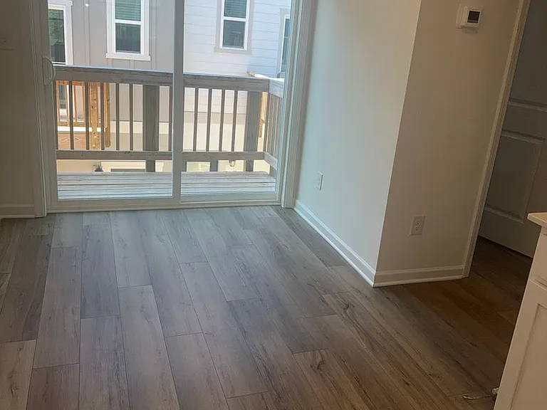 4162 Tillie Cir — Photo 6