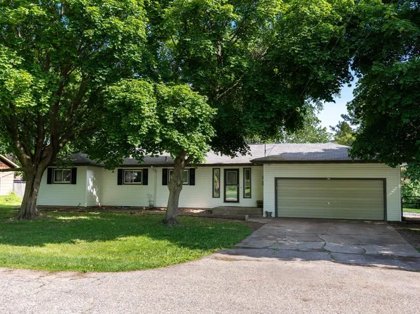 3145 S Concourse Dr, Mount Pleasant, MI 48858