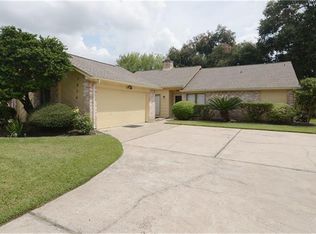 7914 Bayou Forest Dr, Houston, TX 77088