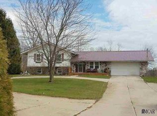 10500 Minx Rd, Temperance, MI 48182