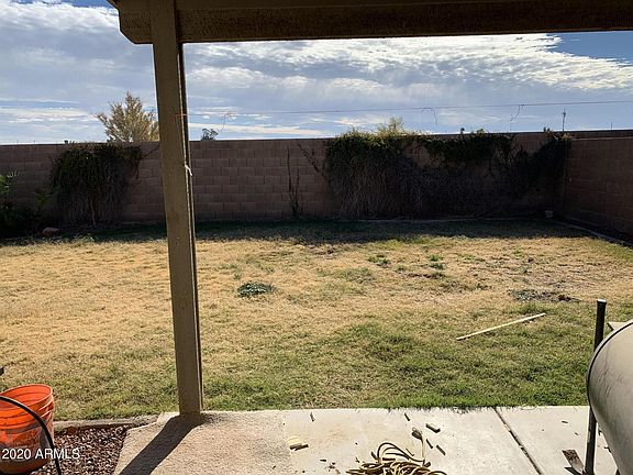 3rd image of 44983 W Bahia Dr