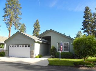 138 N Wheeler Loop, Sisters, OR 97759