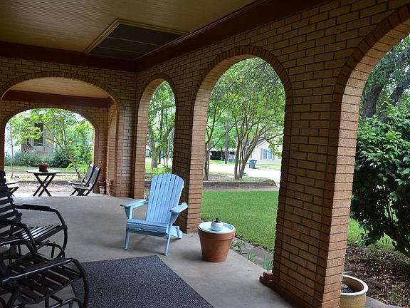 Huge Front Porch