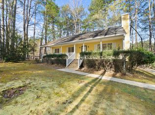 8205 Huntsman Ct, Chapel Hill, NC 27516