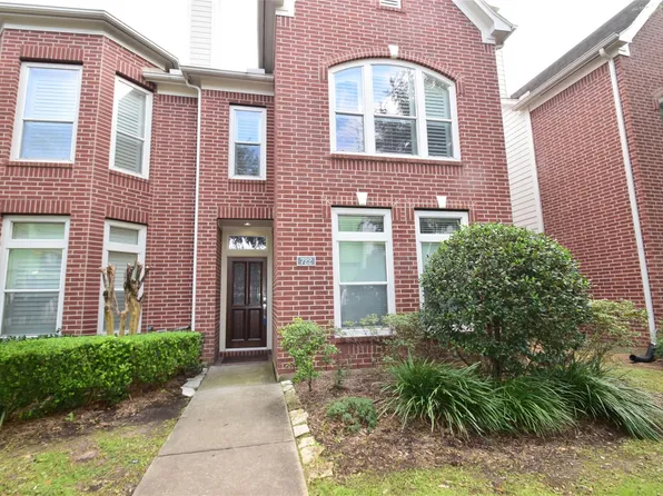 722 Memorial Heights Dr, Houston, TX 77007