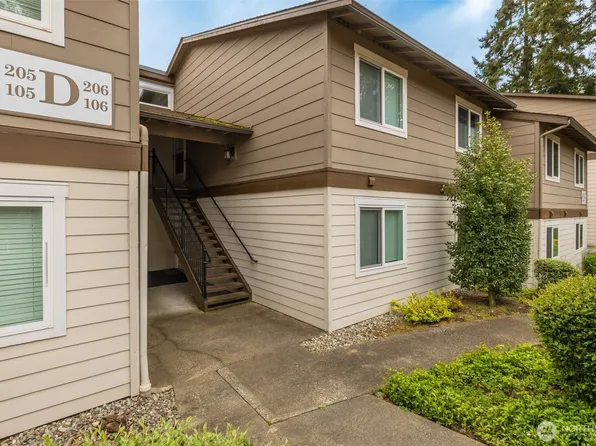 12621 NE 130th Way #D106, Kirkland, WA 98034