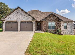 2504 Dallas Dr, Paragould, AR 72450