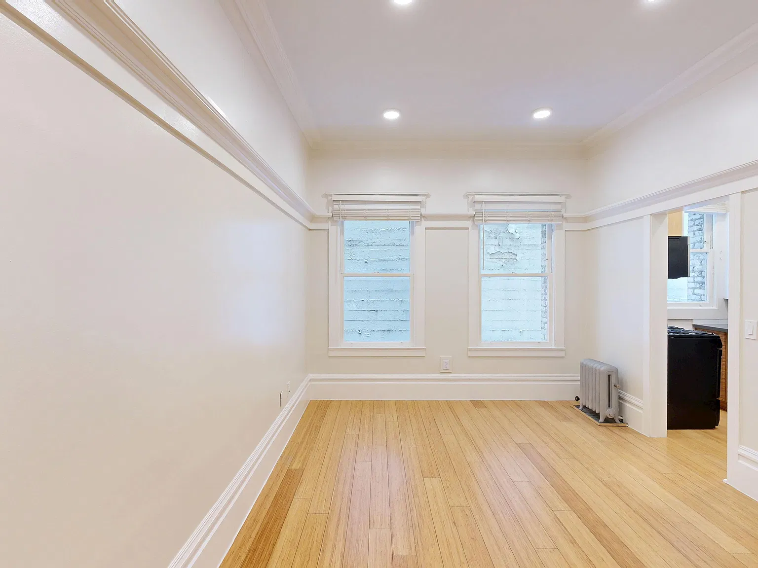 691 O'Farrell Street — Photo 1