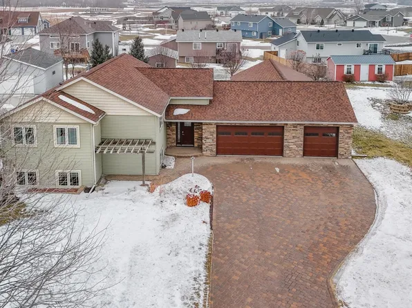 2310 Meadow Ln, Hawley, MN 56549