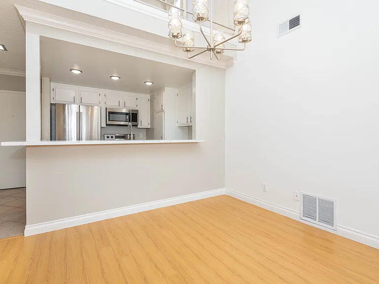 11757 Kiowa Ave #7 — Photo 5