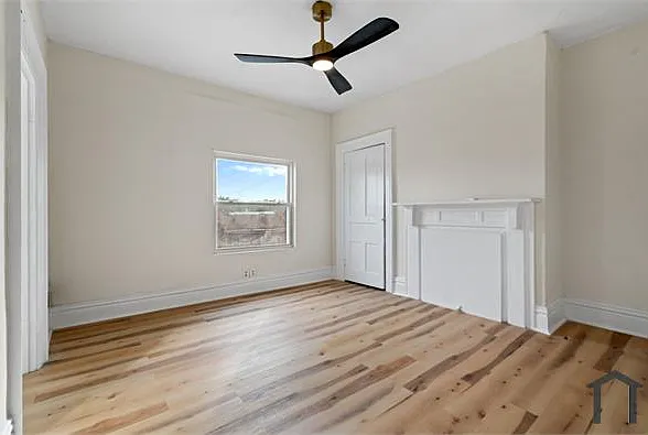 415 Mills Ave — Photo 14