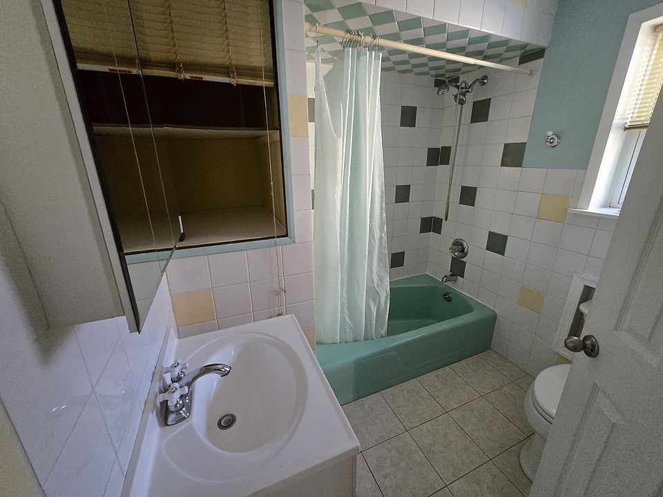 1st image of 246 Sand Ln Floor 2
