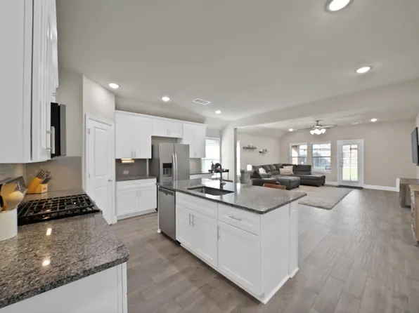 2299 Templin Ave, Forney, TX 75126