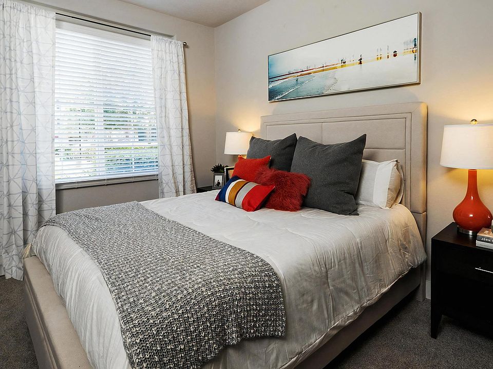 One Bedroom with Large Walk In Closet