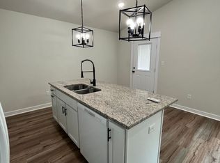 7002 Old Tom Box Rd #D, Jacksonville, AR 72076